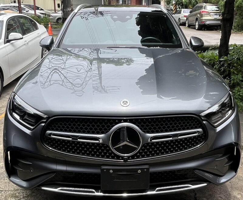 2023 MBenz GLC 300