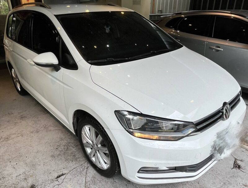 2016 Volkswagen Touran 280tsi CL家庭號七人座休旅車：圖片 2