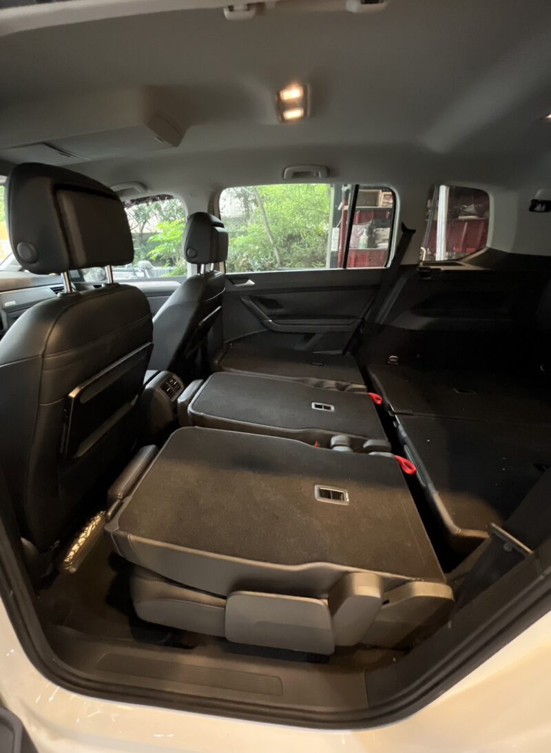 2016 Volkswagen Touran 280tsi CL家庭號七人座休旅車：圖片 8