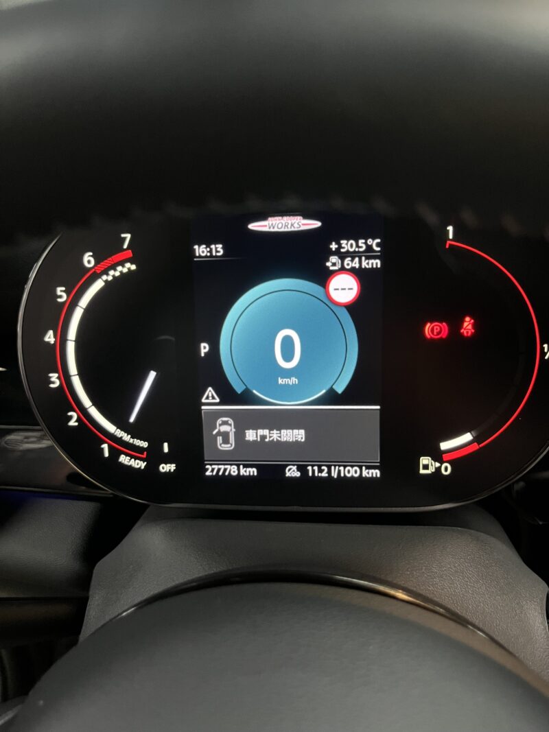 2022 Mini Cooper JCW 里程2.8萬 開價185萬：圖片 15
