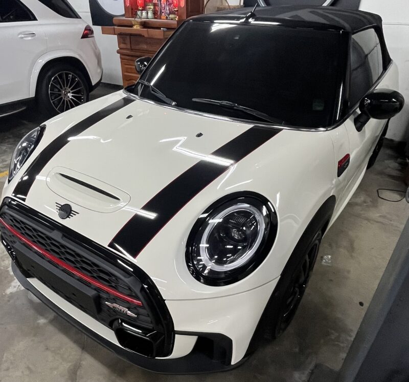 2022 Mini Cooper JCW 里程2.8萬 開價185萬