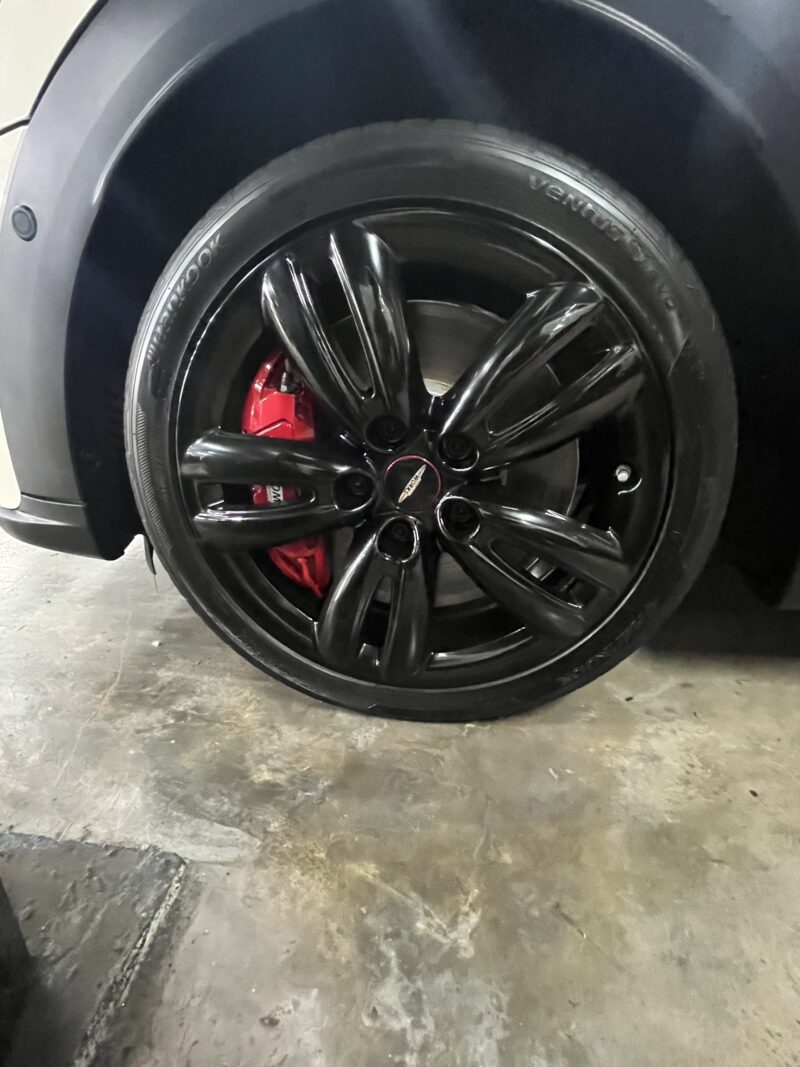 2022 Mini Cooper JCW 里程2.8萬 開價185萬：圖片 6